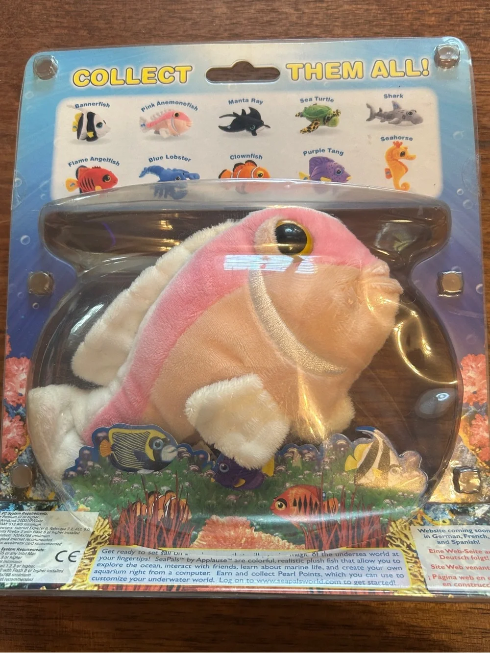 Seapals Pink Anemonefish Fish by Russ Berrie Discontinued Rare Finger Puppet New